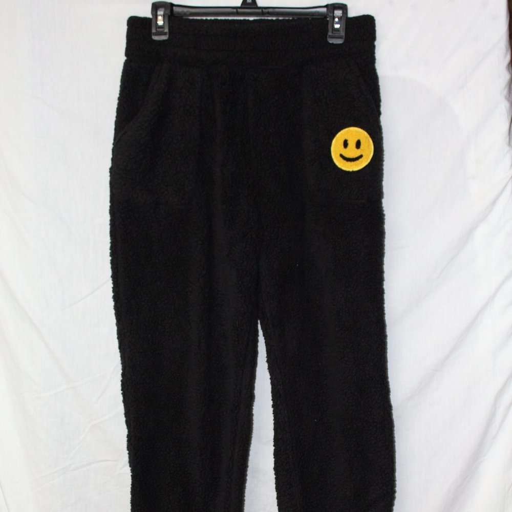 Black Smiley Face fuzzy No Boundaries pants size Large